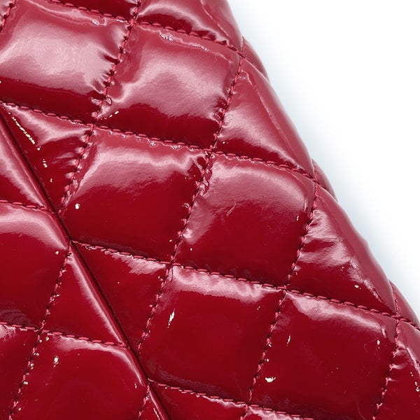 シャネル チェーンショルダーバッグ マドモアゼル ボーリングバッグ パテントレザー CHANEL