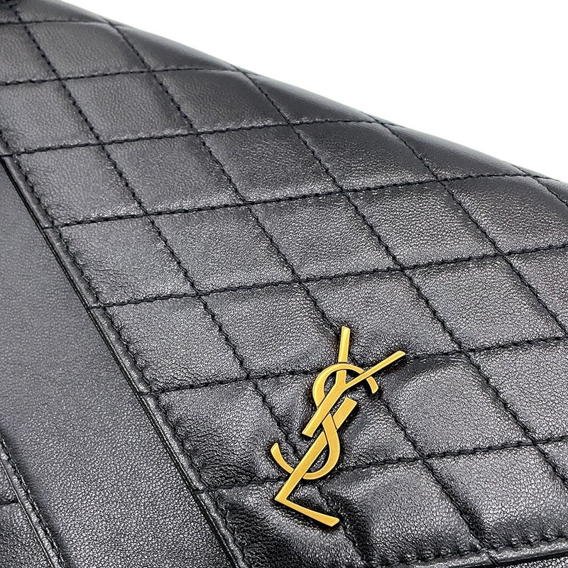 サンローランパリ クラッチバッグ ギャビー ラムスキン 685596 SAINT LAURENT PARIS 黒