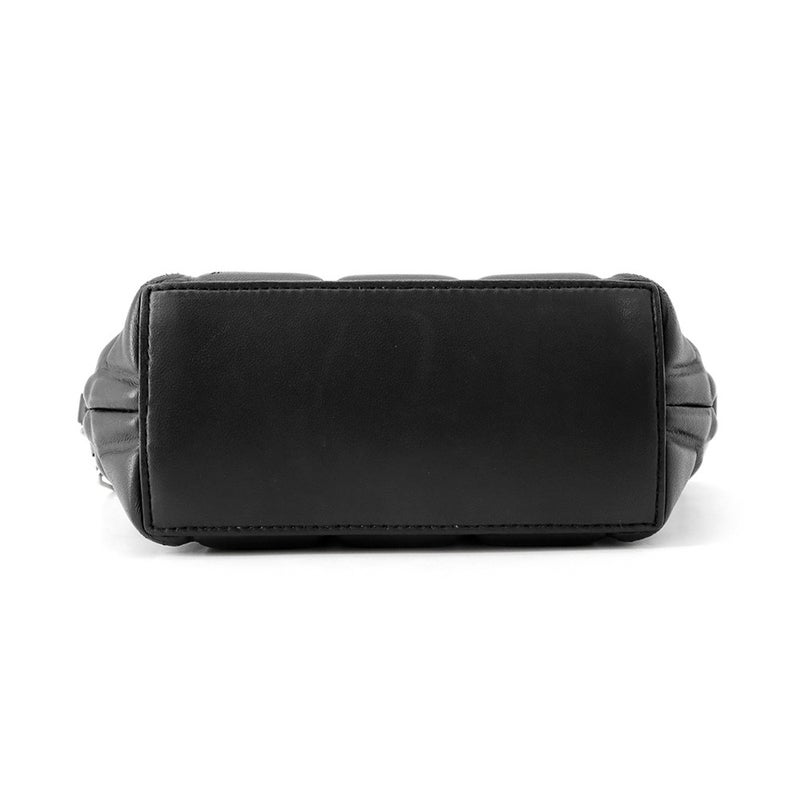ボッテガヴェネタ チェーンショルダーバッグ パテッド ハーフムーン ミニ レザー  593165 BOTTEGA VENETA バッグ 黒