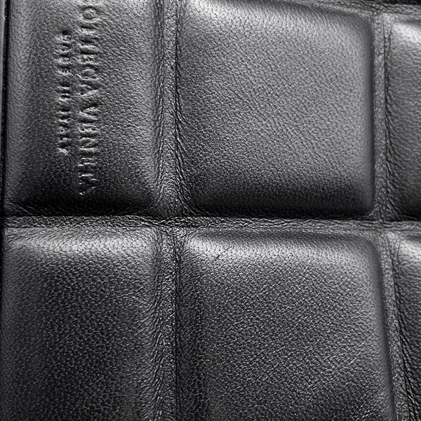 ボッテガヴェネタ チェーンショルダーバッグ パテッド ハーフムーン ミニ レザー  593165 BOTTEGA VENETA バッグ 黒