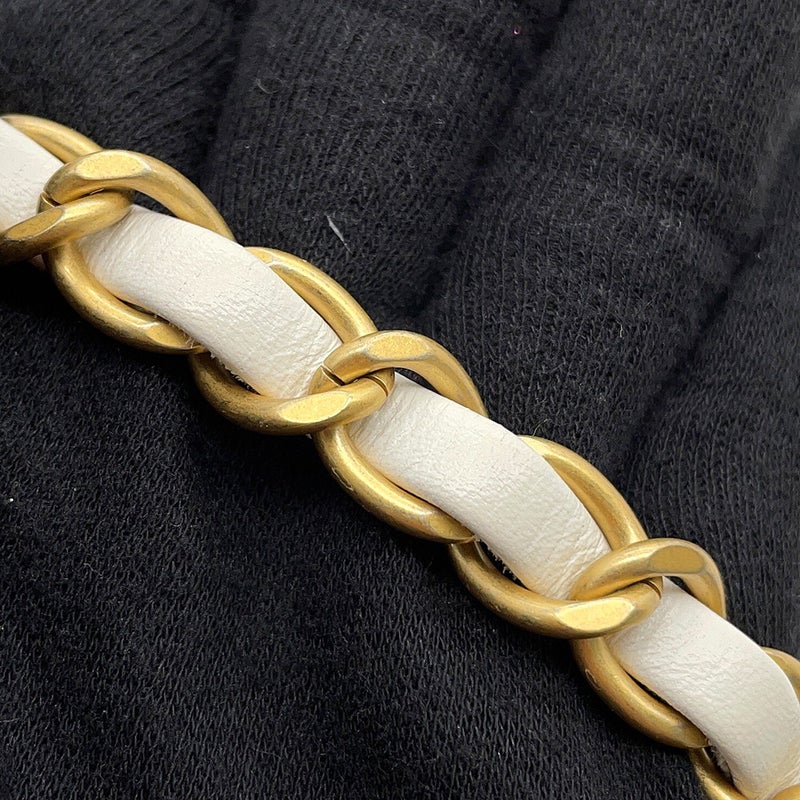 シャネル リュック シャネル22 ラージ シャイニーカーフレザー AS3313 CHANEL バックパック バッグ 白