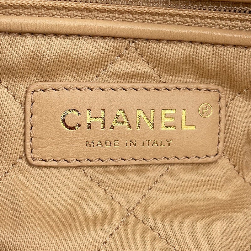 シャネル リュック シャネル22 ラージ シャイニーカーフレザー AS3313 CHANEL バックパック バッグ 白