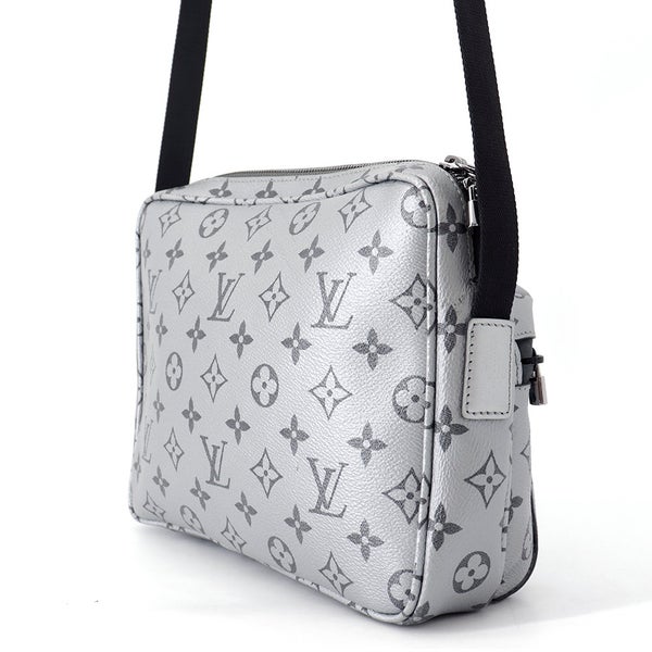 ルイヴィトン ショルダーバッグ モノグラム・リフレクト メッセンジャー PM M43859 LOUIS VUITTON 日本限定