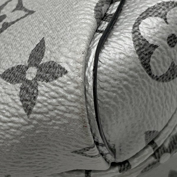 ルイヴィトン ショルダーバッグ モノグラム・リフレクト メッセンジャー PM M43859 LOUIS VUITTON 日本限定
