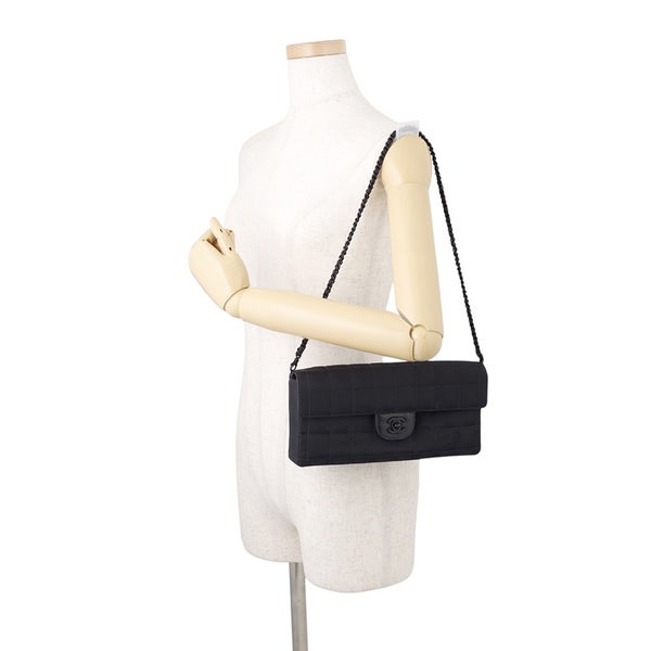 シャネル チェーンショルダーバッグ ニュートラベル ライン ココマーク ナイロン A15316 CHANEL 黒