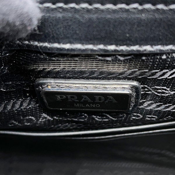 プラダ ショルダーバッグ トライアングルロゴ サフィアーノ  レザー 2VD019 PRADA
