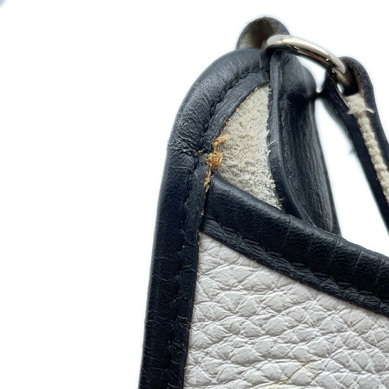 エルメス ショルダーバッグ ヴェスパPM ブラック/ホワイト/シルバー金具 トリヨンクレマンス □C刻印