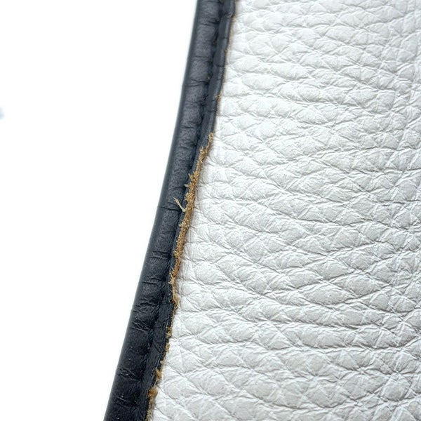 エルメス ショルダーバッグ ヴェスパPM ブラック/ホワイト/シルバー金具 トリヨンクレマンス □C刻印