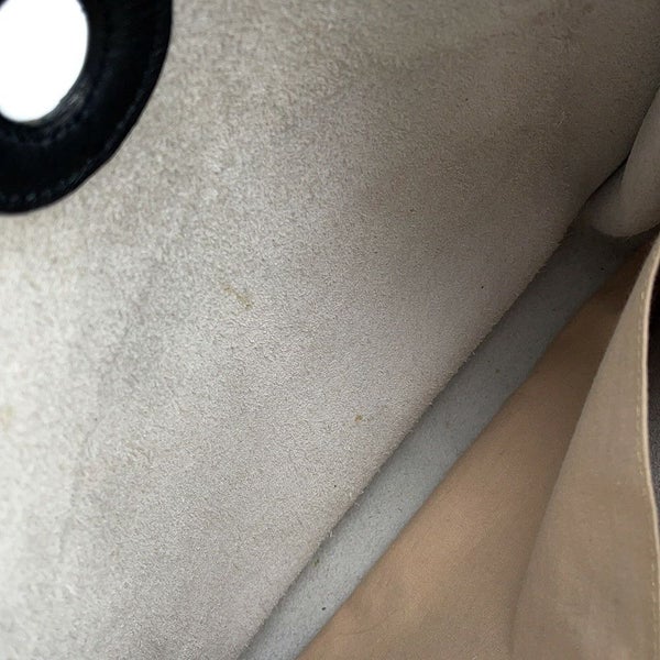 エルメス ショルダーバッグ ヴェスパPM ブラック/ホワイト/シルバー金具 トリヨンクレマンス □C刻印