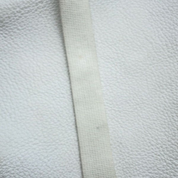 エルメス ショルダーバッグ ヴェスパPM ブラック/ホワイト/シルバー金具 トリヨンクレマンス □C刻印