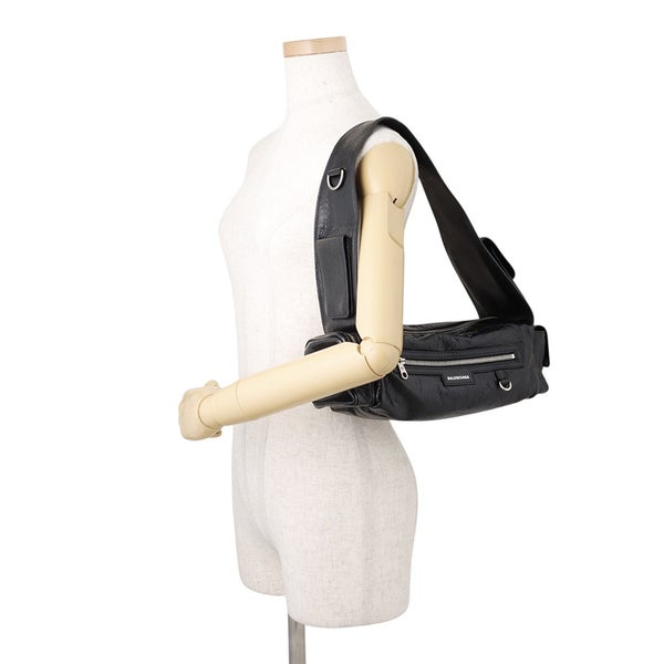 バレンシアガ ショルダーバッグ スーパービジー レザー 762516 BALENCIAGA バッグ 黒