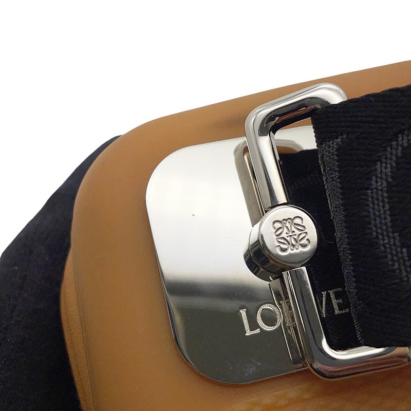 ロエベ ボディバッグ アナグラム モールテッドスリング ラバー/レザー B987W42X02 LOEWE バッグ