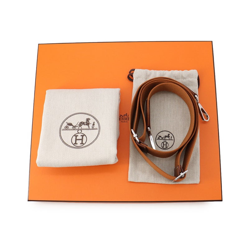 エルメス ショルダーバッグ エブリン3 PM ゴールド/シルバー金具 トリヨンクレマンス G刻印 HERMES Evelyne