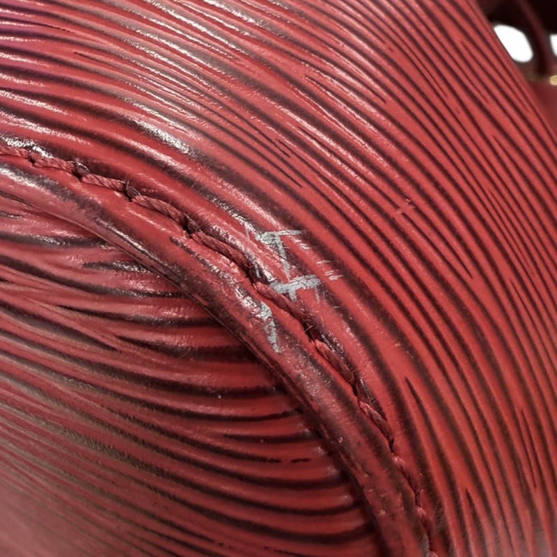 ルイヴィトン ショルダーバッグ エピ プチ・ノエ M59017 LOUIS VUITTON バッグ