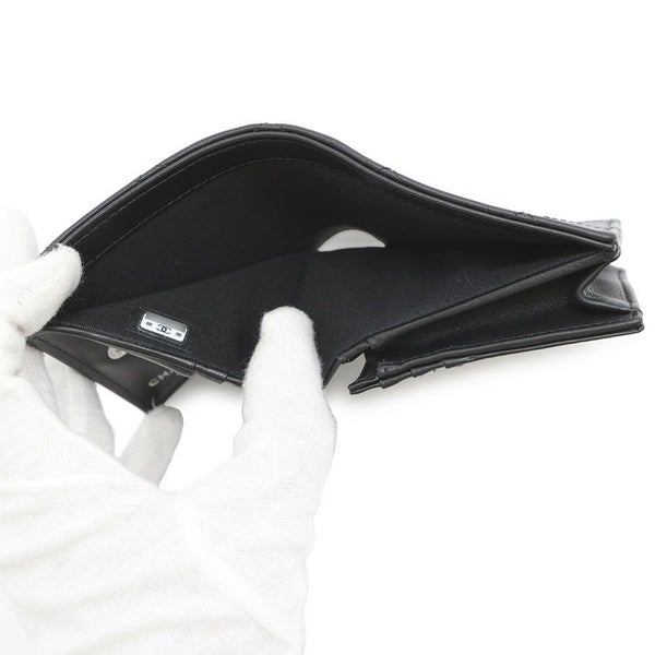 シャネル 二つ折り財布 ココマーク マトラッセ スモールウォレット AP4381 CHANEL 黒