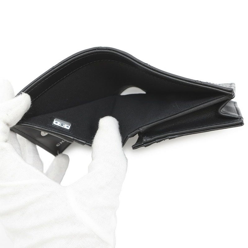 シャネル 二つ折り財布 ココマーク マトラッセ スモールウォレット AP4381 CHANEL 黒