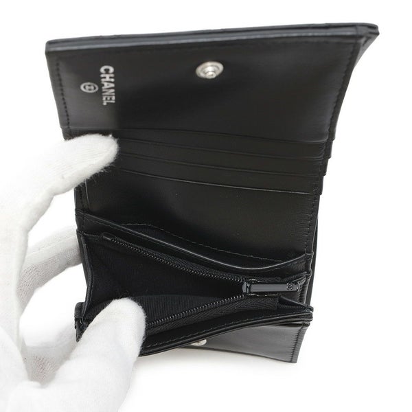 シャネル 二つ折り財布 ココマーク マトラッセ スモールウォレット AP4381 CHANEL 黒