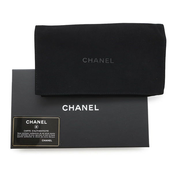 シャネル 長財布 クラシック ロング ジップ ウォレット ココマーク キャビアスキン キルティング AP0242 CHANEL マトラッセ 白