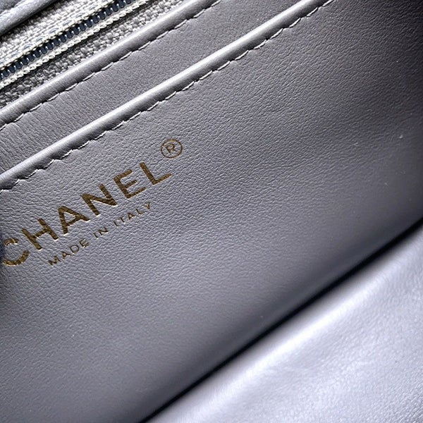 シャネル チェーンショルダーバッグ マトラッセ ココマーク ラムスキン ミニマトラッセ A35200 CHANEL シングルチェーン
