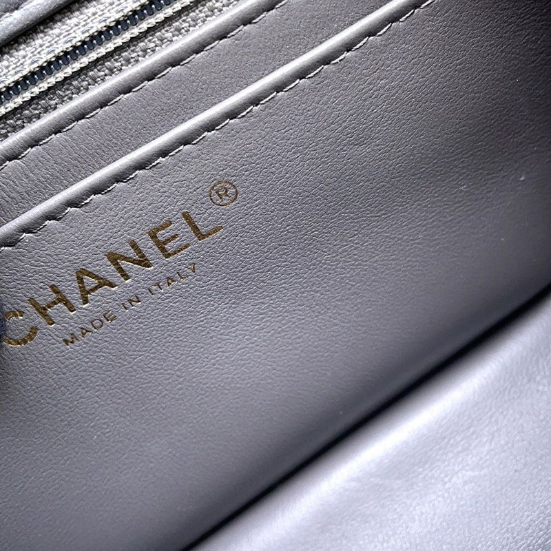 シャネル チェーンショルダーバッグ マトラッセ ココマーク ラムスキン ミニマトラッセ A35200 CHANEL シングルチェーン