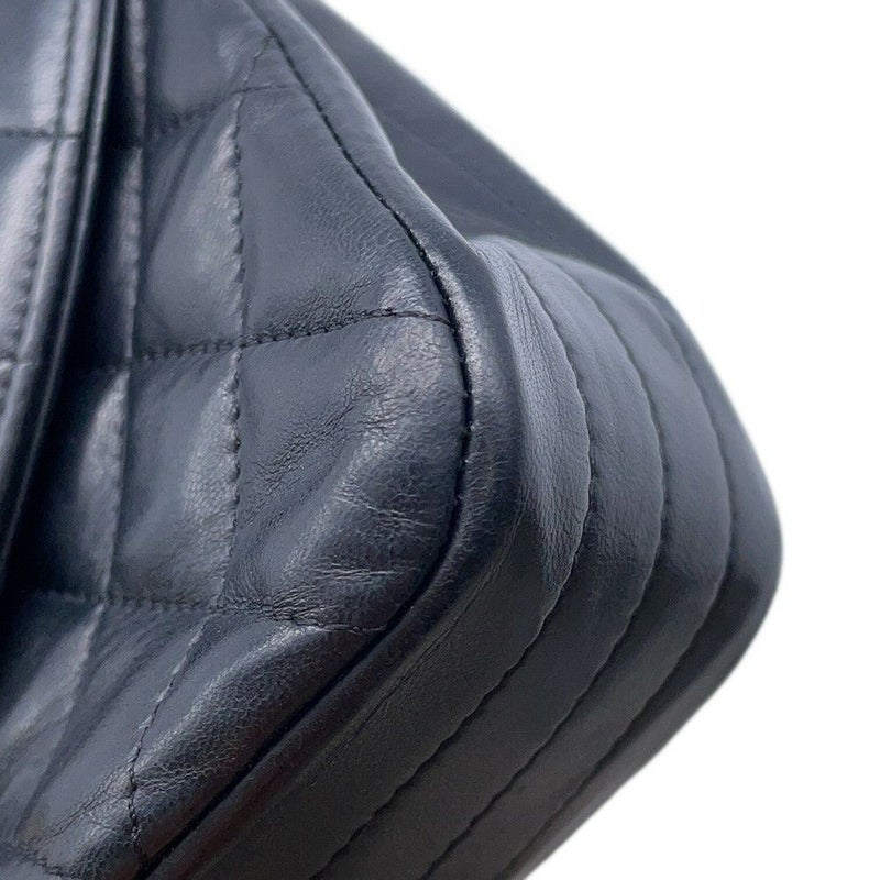 シャネル チェーンショルダーバッグ ココマーク マトラッセ ラムスキン CHANEL バッグ 黒