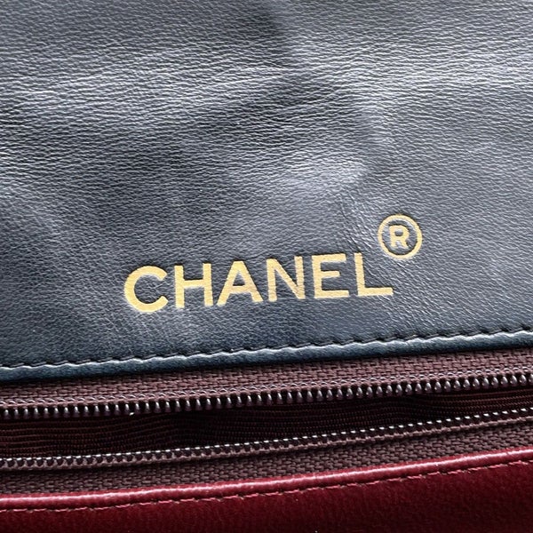 シャネル チェーンショルダーバッグ ココマーク マトラッセ ラムスキン CHANEL バッグ 黒