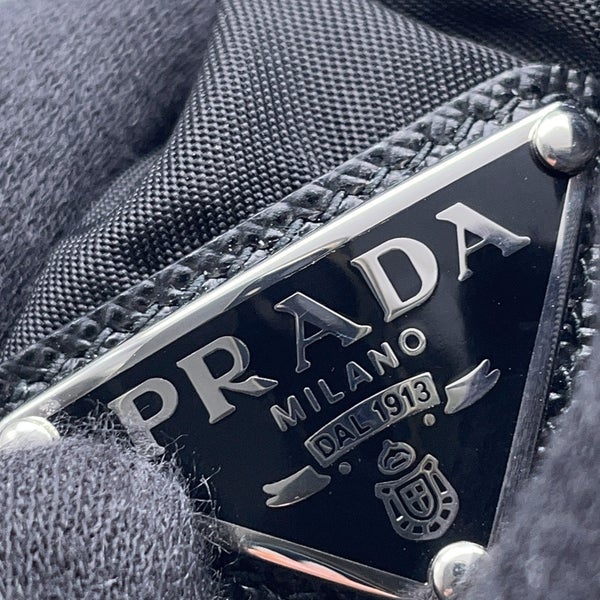 プラダ シュシュ トライアングルロゴ ナイロン 1IF015 PRADA ヘアアクセサリー ヘアゴム 黒