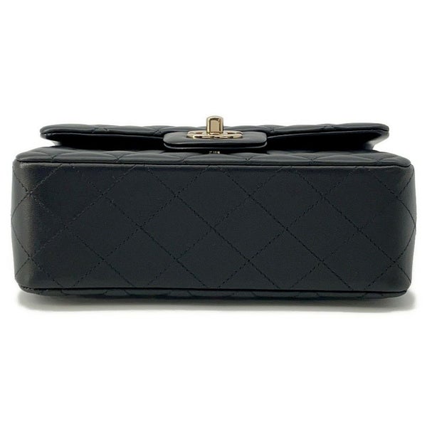 シャネル チェーンショルダーバッグ ココマーク マトラッセ ラムスキン A69900 CHANEL ミニ フラップ バッグ 黒