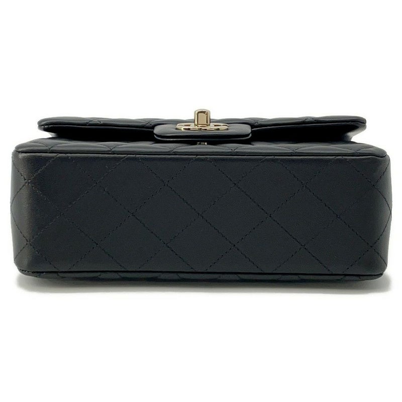 シャネル チェーンショルダーバッグ ココマーク マトラッセ ラムスキン A69900 CHANEL ミニ フラップ バッグ 黒