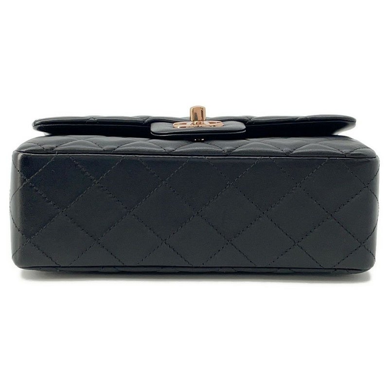 シャネル チェーンショルダーバッグ ココマーク マトラッセ ラムスキン A69900 CHANEL ミニ フラップ バッグ 黒