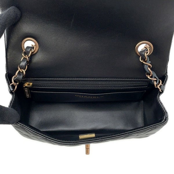 シャネル チェーンショルダーバッグ ココマーク マトラッセ ラムスキン A69900 CHANEL ミニ フラップ バッグ 黒