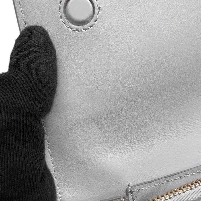 バーバリー チェーンウォレット 型押しレザー BURBERRY 財布
