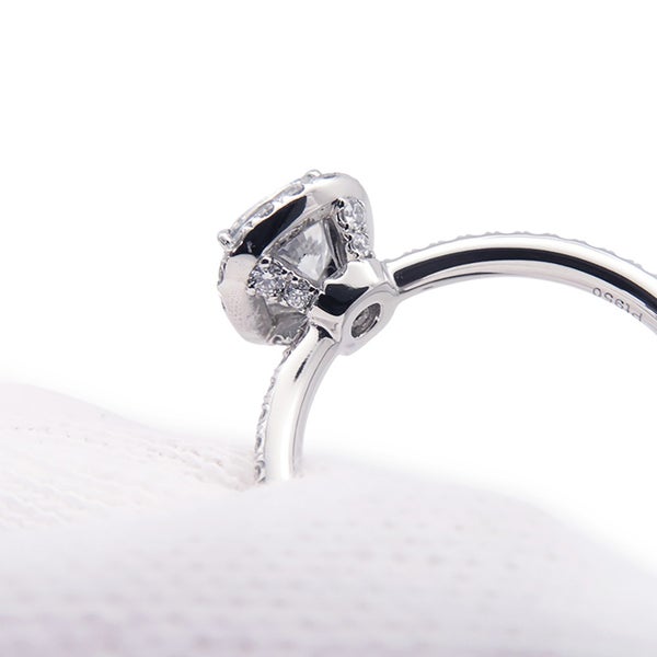 ハリーウィンストン リング クッションカット マイクロパヴェ ダイヤモンド 中石1.01ct Pt950プラチナ サイズ約6.5号 GIA鑑定書付き