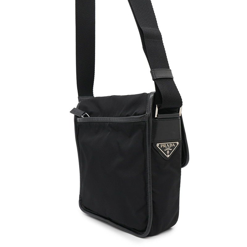 プラダ ショルダーバッグ サフィアーノ ロゴ ナイロン PRADA メッセンジャーバッグ 黒