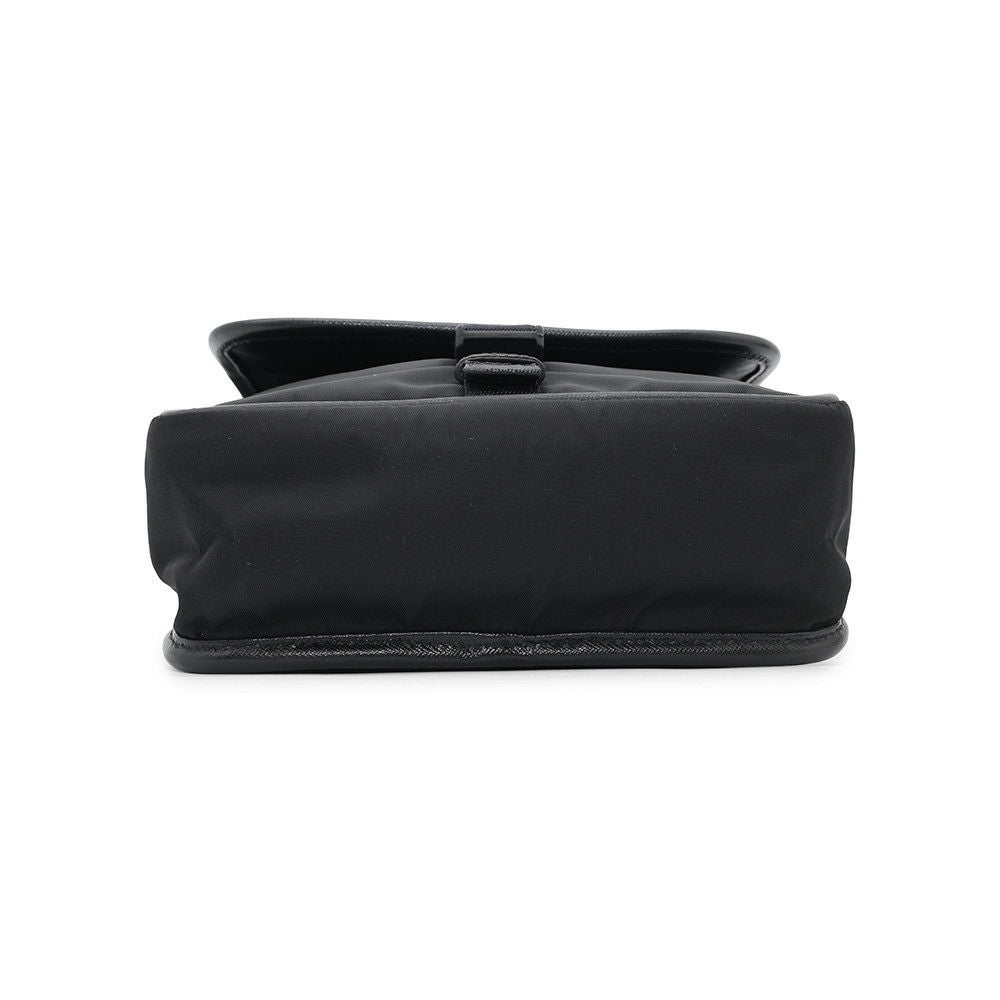 美品★PRADA★プラダ★メッセンジャーバッグ ★サフィアーノ×ナイロン★ プラダ ショルダーバッグ サフィアーノ ロゴ ナイロン PRADA