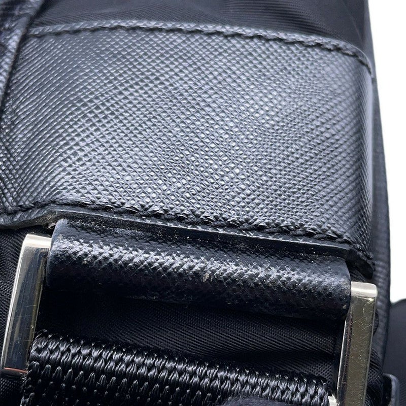 プラダ ショルダーバッグ サフィアーノ ロゴ ナイロン PRADA メッセンジャーバッグ 黒