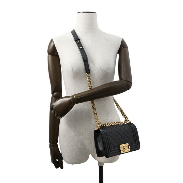 シャネル チェーンショルダーバッグ ボーイシャネル スモール マトラッセ ココマーク A67085 BOY CHANEL 黒