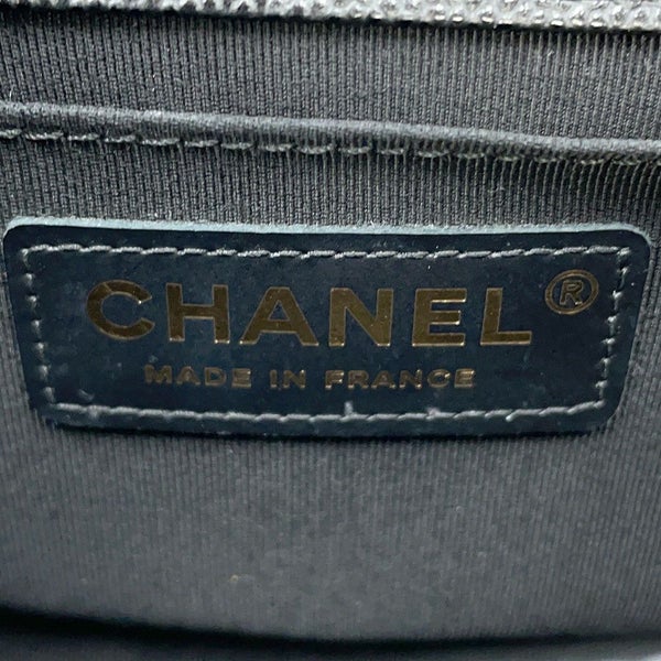 シャネル チェーンショルダーバッグ ボーイシャネル スモール マトラッセ ココマーク A67085 BOY CHANEL 黒