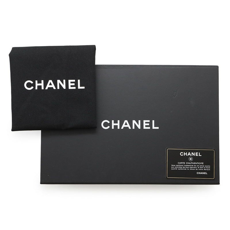 シャネル チェーンショルダーバッグ ボーイシャネル スモール マトラッセ ココマーク A67085 BOY CHANEL 黒