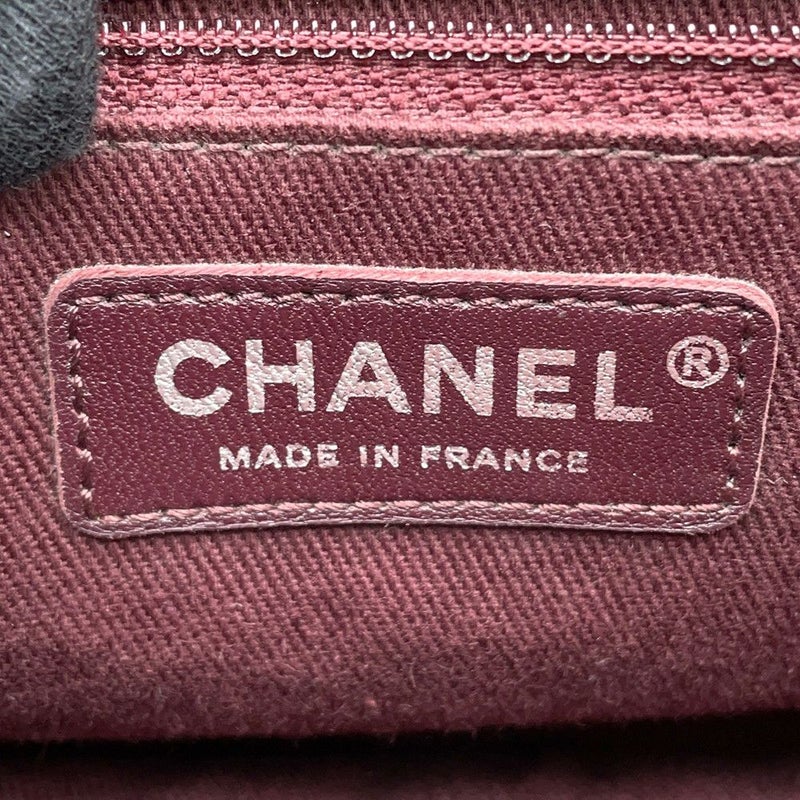 シャネル チェーンショルダーバッグ マトラッセ ココマーク レザー CHANEL 黒