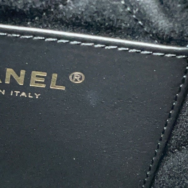 シャネル ハンドバッグ CHANEL 22 ミニ ココマーク シャイニーカーフレザー AS3980 CHANEL 2way 黒