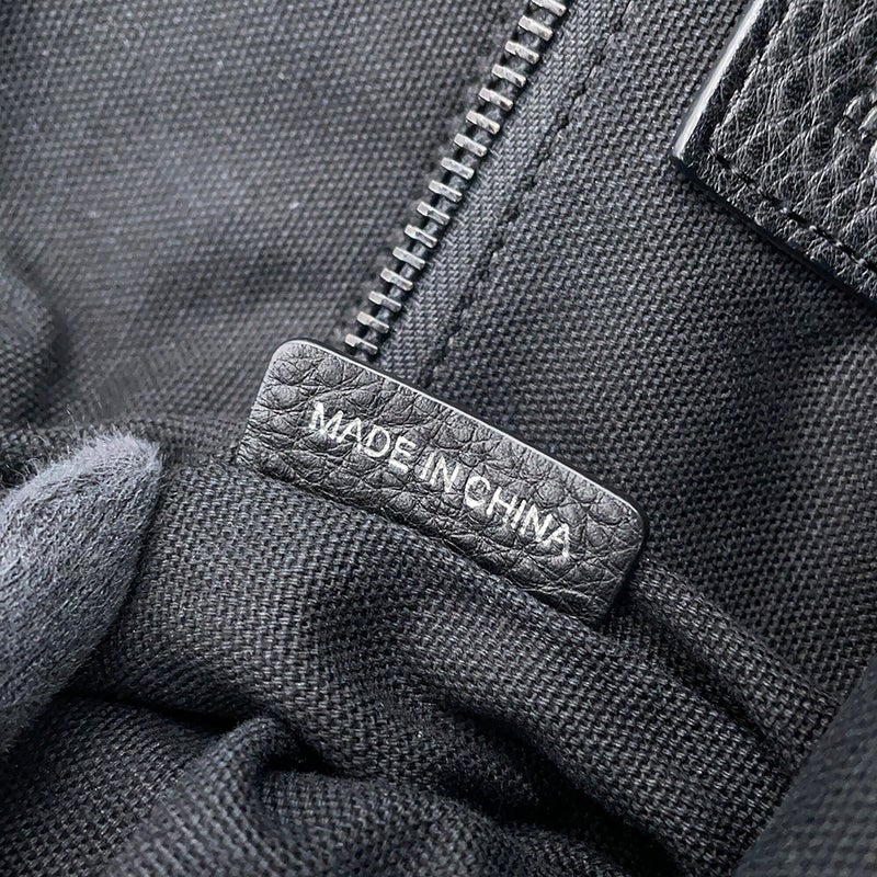 バーバリー リュック キャンバス バックパック 3945950 BURBERRY バッグ リュックサック 黒
