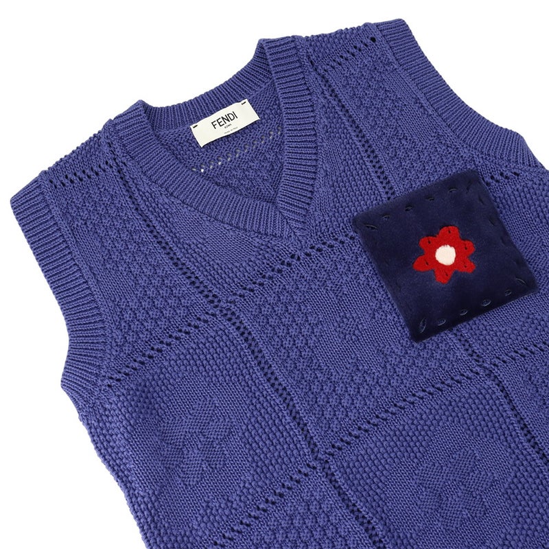 フェンディ ベスト Vネック フラワーモチーフ ミンク レディースサイズ38 FZXE97 FENDI ノースリーブ