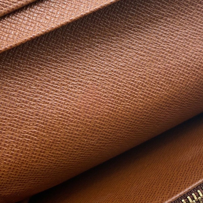 ルイヴィトン 二つ折り財布 モノグラム ポルトモネ・ビエ・トレゾール M61730 LOUIS VUITTON ヴィトン