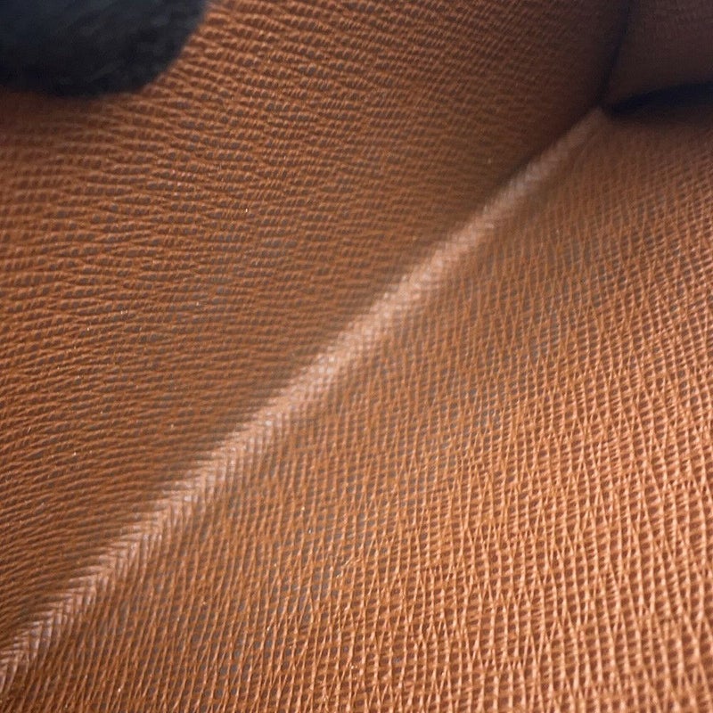 ルイヴィトン 二つ折り財布 モノグラム ポルトモネ・ビエ・トレゾール M61730 LOUIS VUITTON ヴィトン