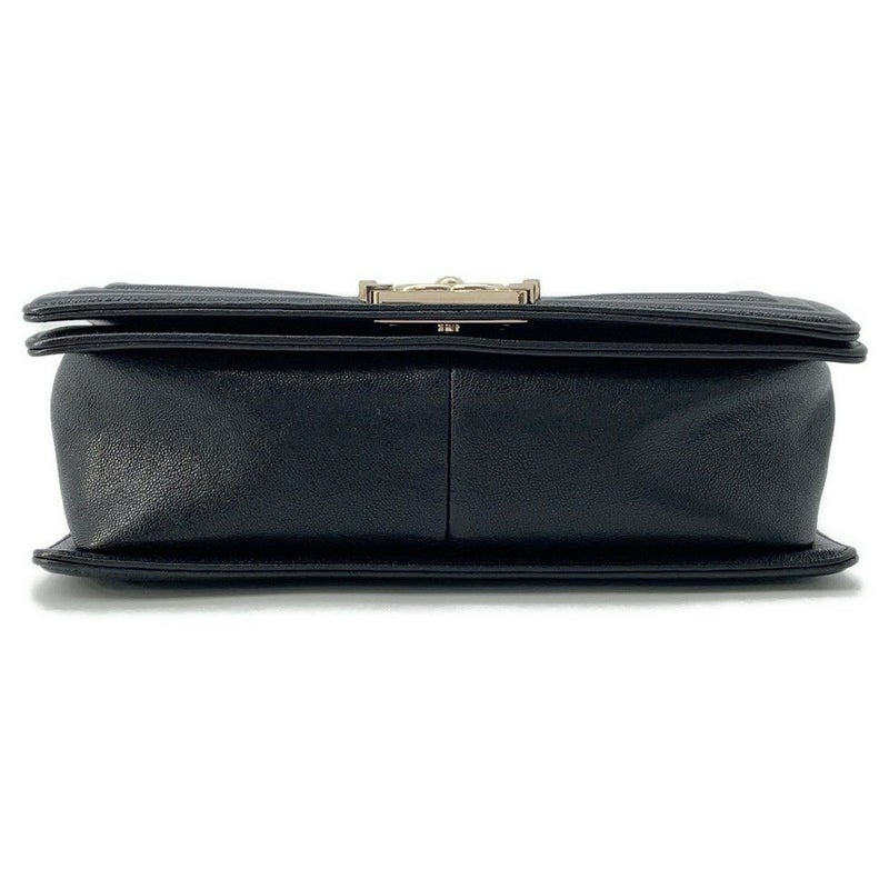 シャネル チェーンショルダーバッグ ボーイシャネル シェブロン Vステッチ ココマーク  A67086 CHANEL バッグ 黒