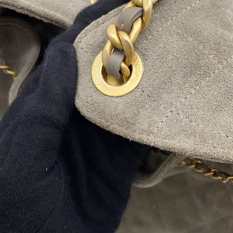 シャネル チェーンショルダーバッグ ココマーク CHANEL 25 スモール スエード AS5293 CHANEL