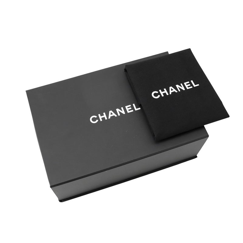 シャネル チェーンショルダーバッグ CHANEL19 フラップバッグ ココマーク ラムスキン シアリング AS1160 CHANEL 白 2way