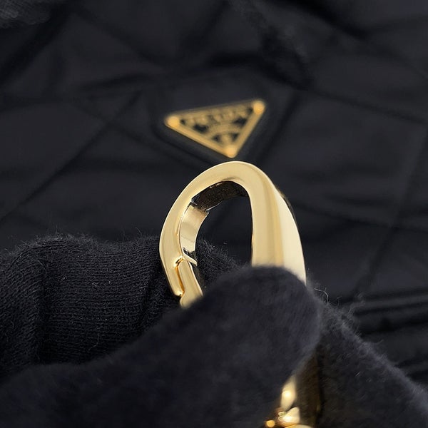 プラダ ハンドバッグ デュエット 巾着 トライアングルロゴ ナイロン レザー1BH038 PRADA 2wayショルダーバッグ 黒