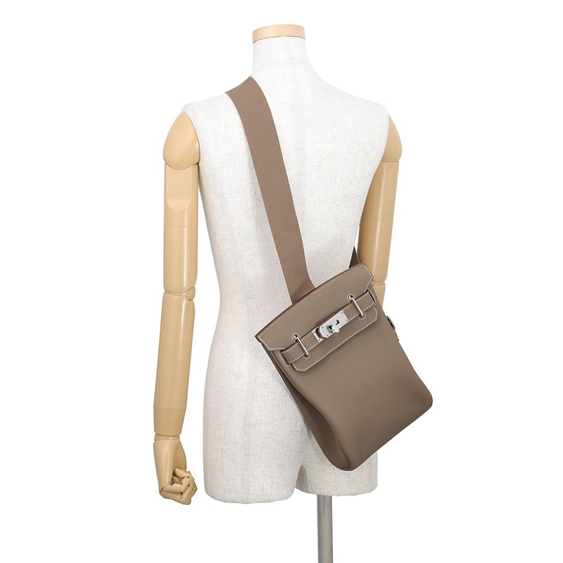 エルメス ボディバッグ ケリー アッカドPM エトゥープ/シルバー金具 トゴ W刻印 HERMES メンズ